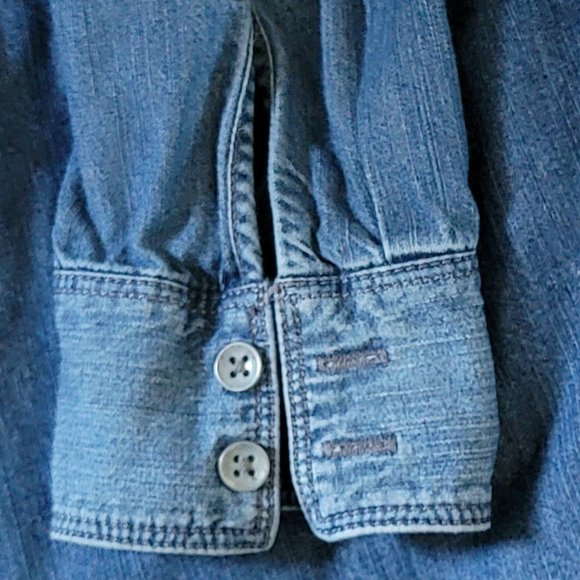EXPRESS Blue Denim Button Front Shirt - Size XS | 1P - Picture 9 of 10